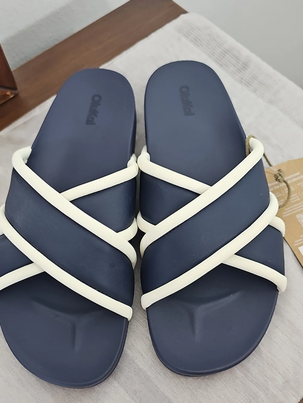 Olukai Ani Women's Slide Beach Sandals Efforless Design & Stylish Cross Straps